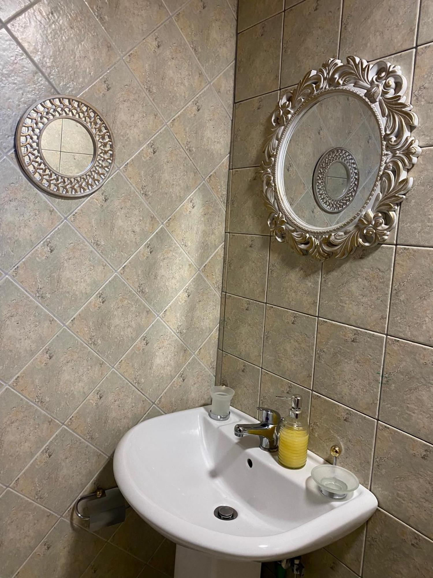 Panoramic View Guest House Gjirokaster Bagian luar foto